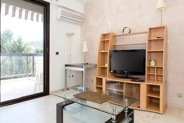 Montrose Apartment Cannes