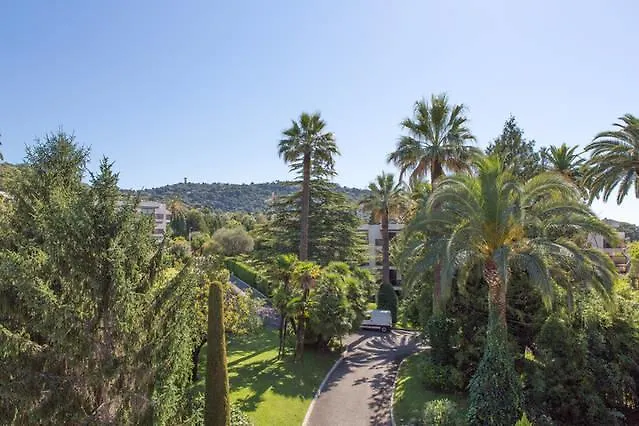 Montrose Apartment Cannes France